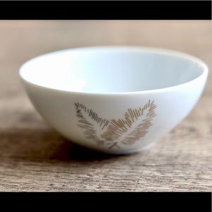 Vintage Royal Leaf Rice bowl